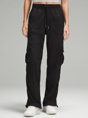 Lululemon ♥️  black - Dance studio relaxed- fit mid-rise Cargo Pant XS